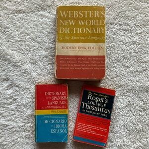 New World Dictionary - Spanish Dictionary - Thesaraus